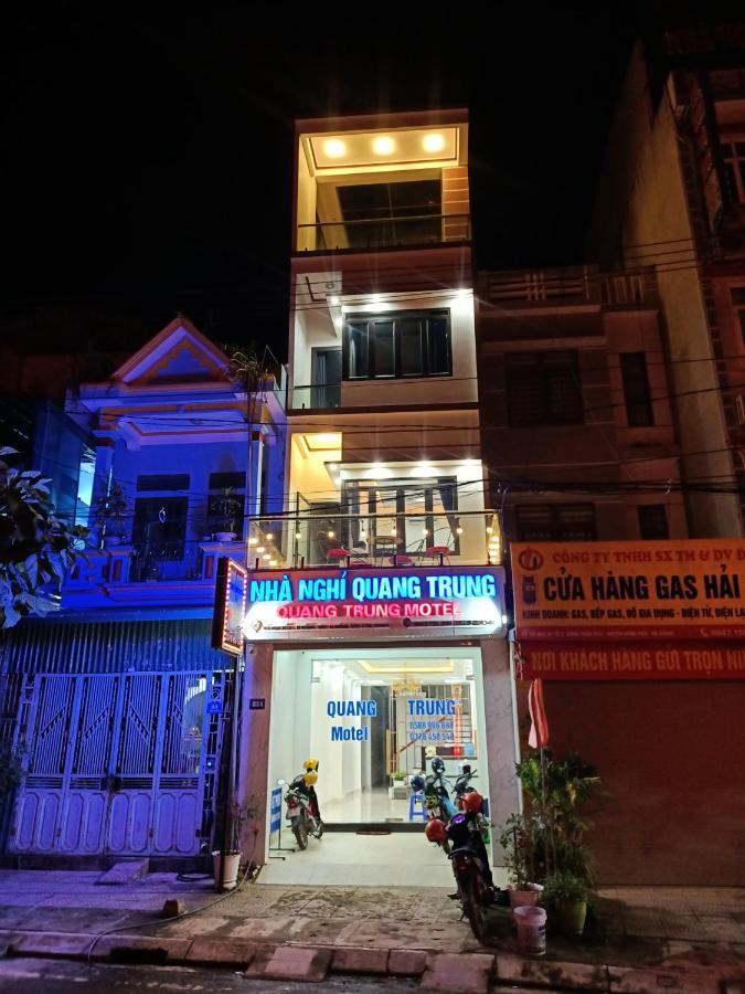 Nha Nghi Quang Trung Appartement Dong Van  Buitenkant foto