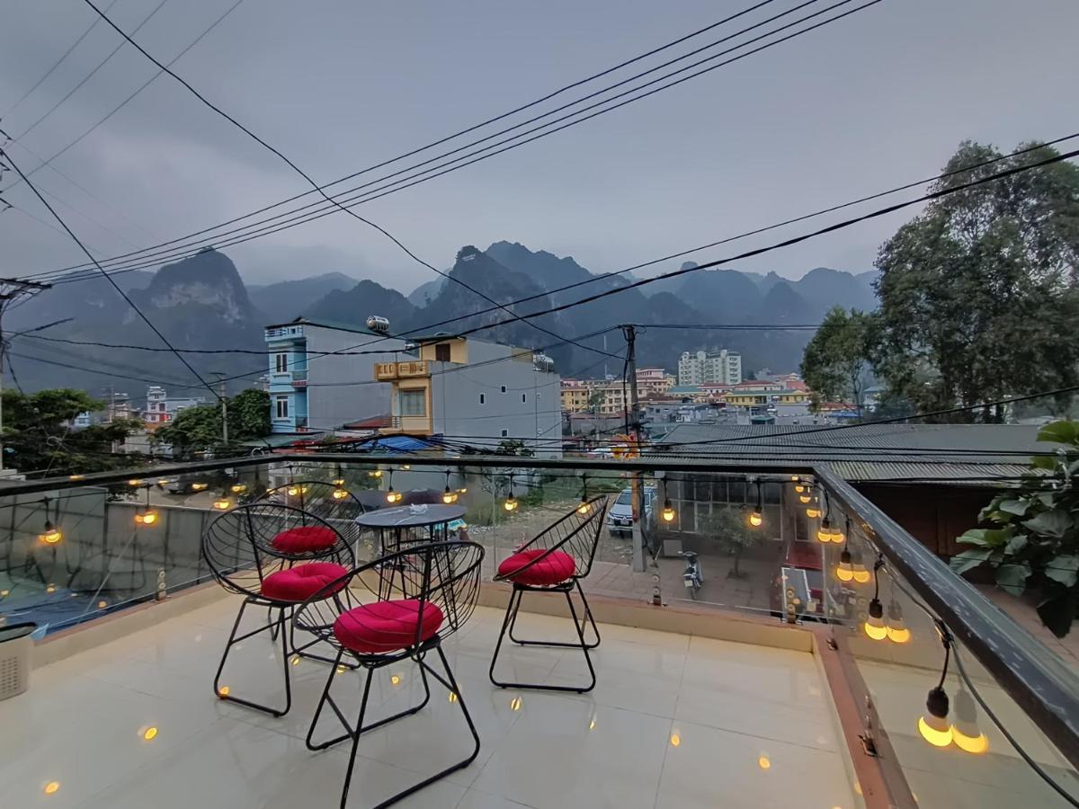 Nha Nghi Quang Trung Appartement Dong Van  Buitenkant foto