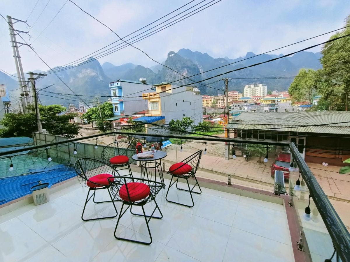 Nha Nghi Quang Trung Appartement Dong Van  Buitenkant foto