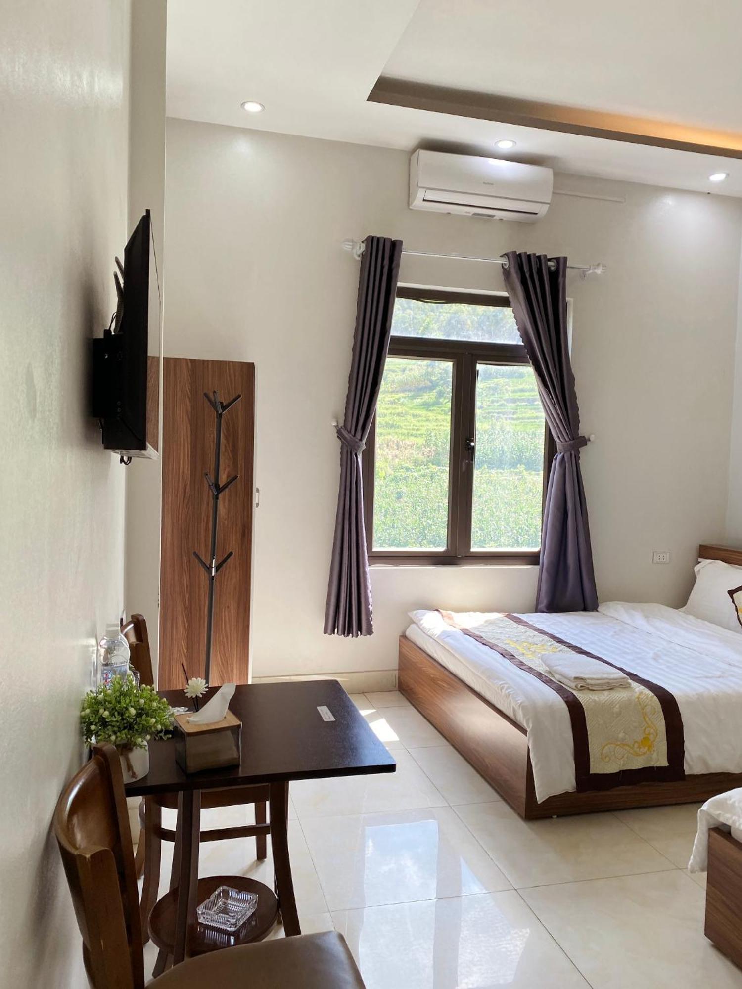 Nha Nghi Quang Trung Appartement Dong Van  Buitenkant foto