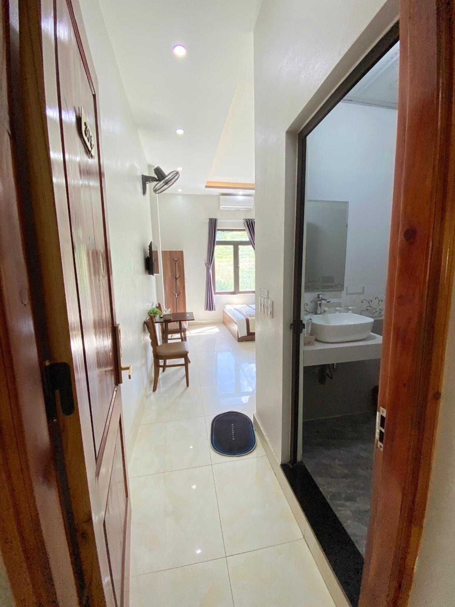 Nha Nghi Quang Trung Appartement Dong Van  Buitenkant foto